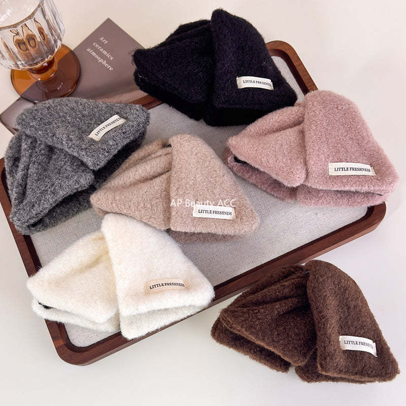 E廠-彩色毛呢三角抓夾女高級感2025新款大號鯊魚夾髮量大後腦勺盤髮夾「27721」25.11-4