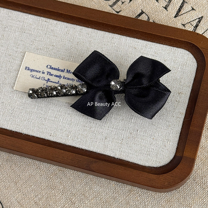 E廠-時尚氣質韓版蝴蝶結水鑽鴨嘴夾高檔瀏海側邊夾碎髮夾一字夾髮夾「26037E」25.11-2