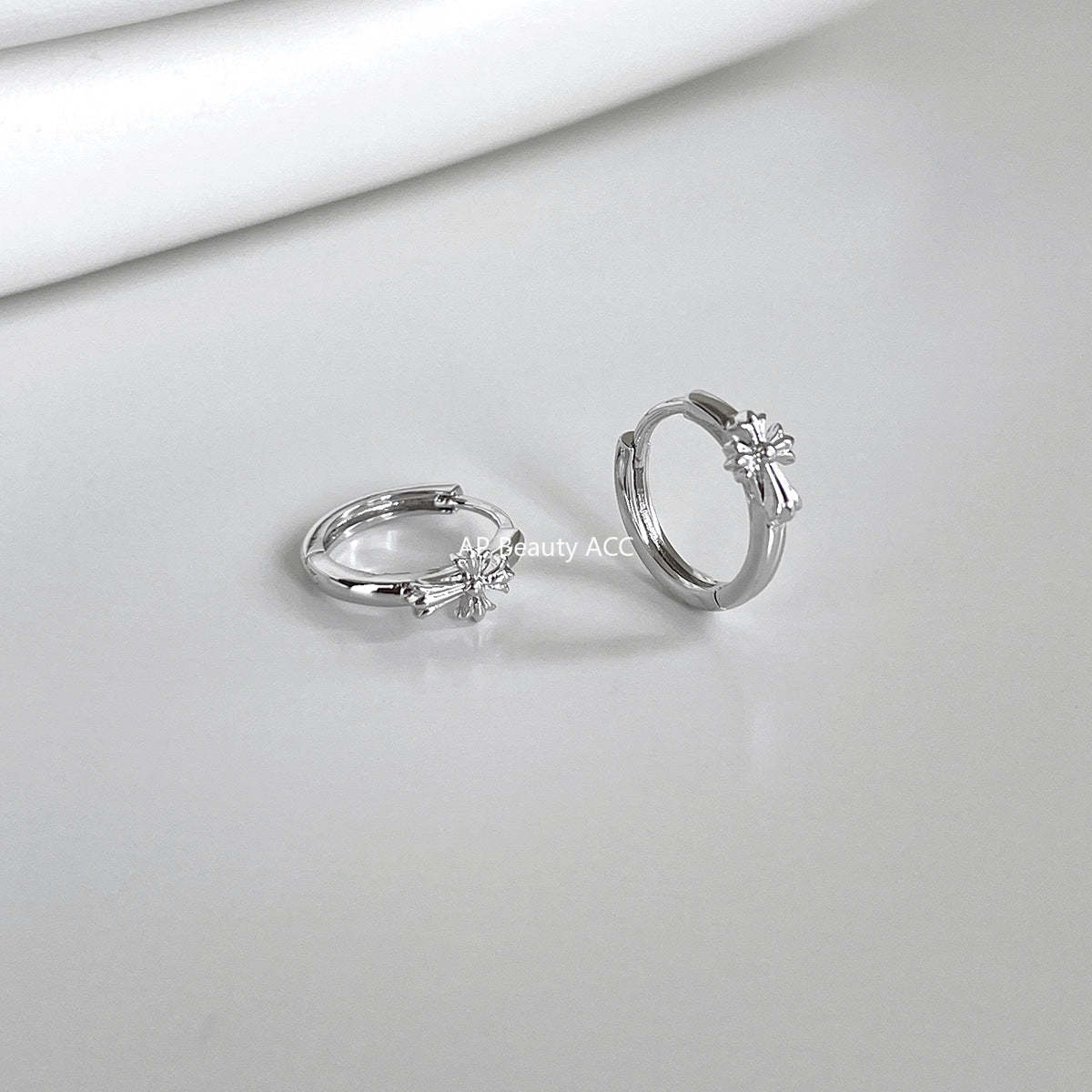 C廠-復古潮流十字架耳環女酷颯時尚嘻哈風銀針耳扣高級感個性設計耳飾「EH-4288」25.11-4