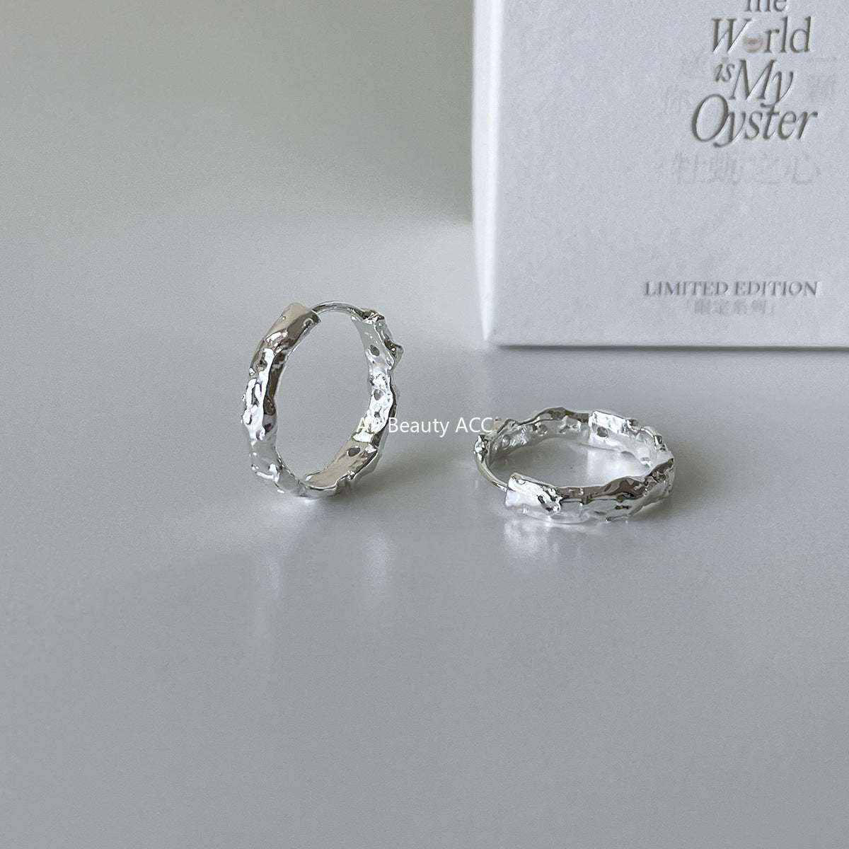 C廠-新款不規則錫紙紋銀針耳環女小眾簡約時髦素圈耳扣ins高級感耳環「EH-4315」25.12-2