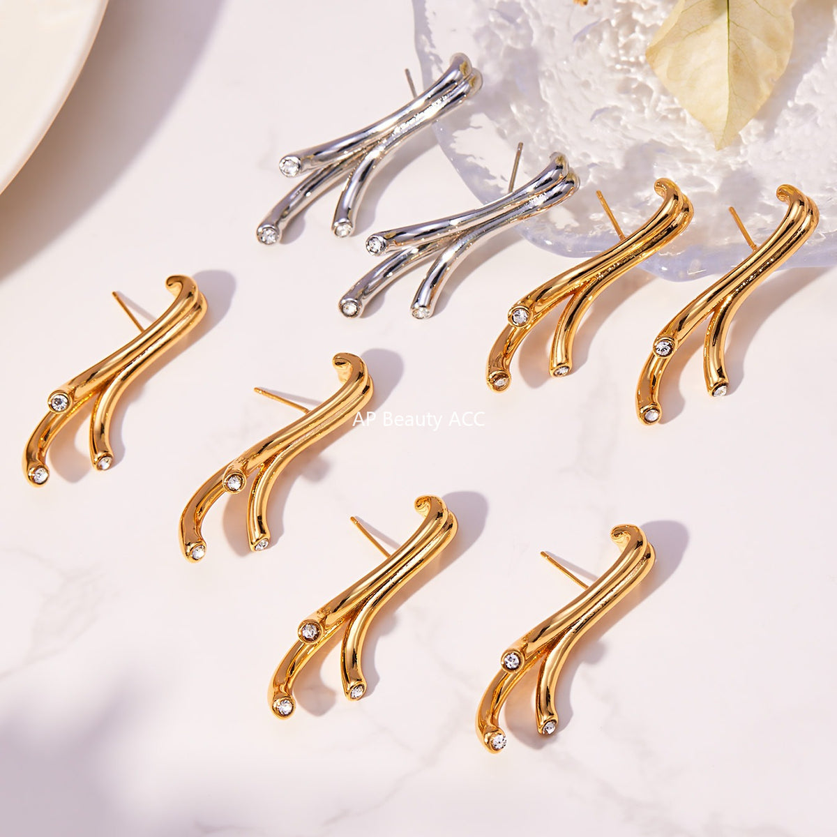 B廠-銅材質幾何異形鑲嵌鋯石耳環輕奢個性歐美風高質感耳飾批發「F811」25.11-1