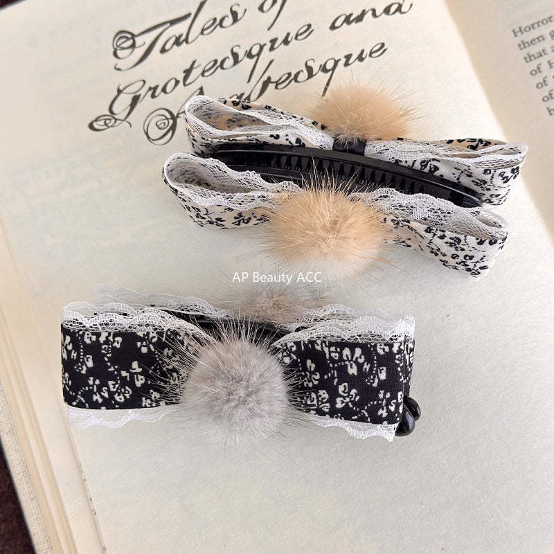 E廠-碎花毛球蝴蝶結髮夾鴨嘴夾半扎髮後腦勺香蕉夾高級感髮飾髮卡頭飾「27774」25.12-2