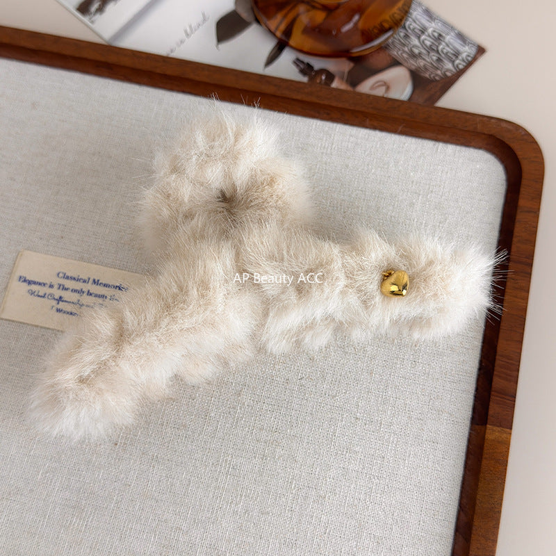 E廠-愛心毛絨頭髮抓夾鯊魚夾髮夾女高級感2025新款大號後腦勺夾子頭飾「26278」25.11-2