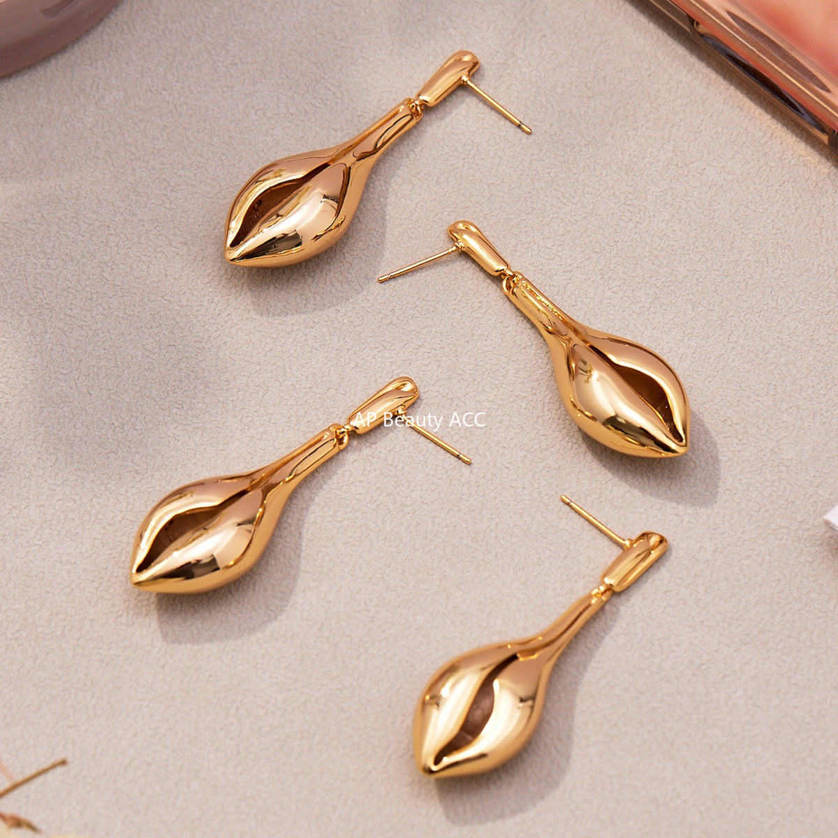 B廠-跨境小眾設計長款海螺形鏤空耳環銅材質鍍18k真金氣質配飾「F813」25.11-1