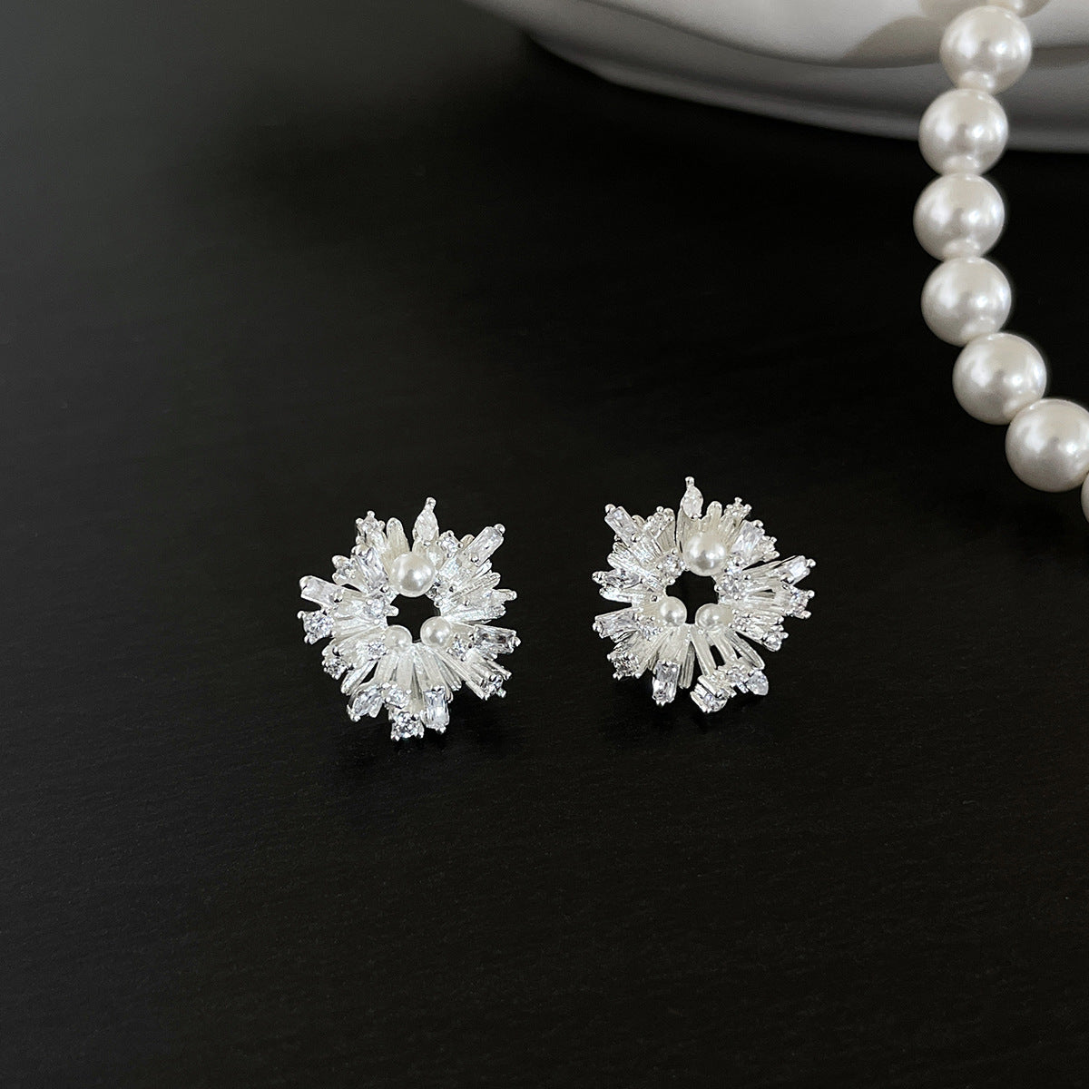 C廠-超閃鋯石珍珠耳釘女氣質精緻高級感耳環輕奢百搭清冷感通勤耳飾「EH-4048」25.12-1