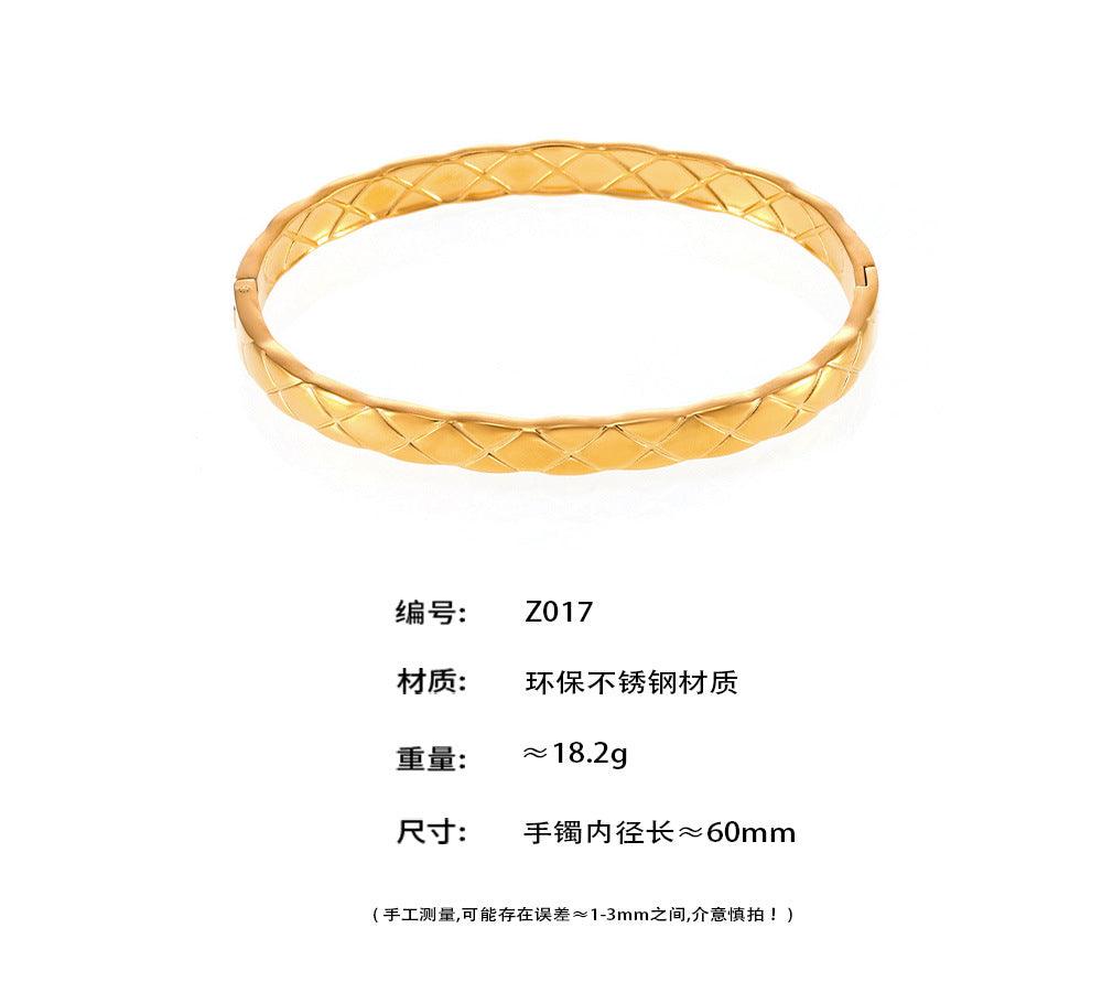 B廠-高版本小香菱格卡扣手鐲PVD電鍍18K真金工廠批發個性歐美風「Z017」25.01-1