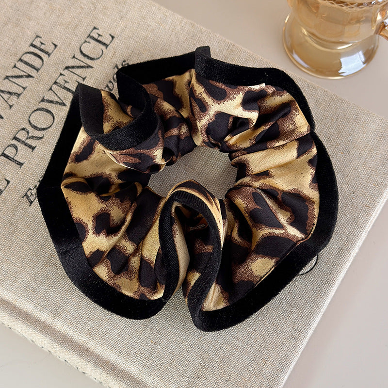 E廠-復古豹紋拷邊大腸髮圈頭繩髮飾秋冬頭花扎馬尾皮筋高級感髮繩頭飾「27700」25.11-4