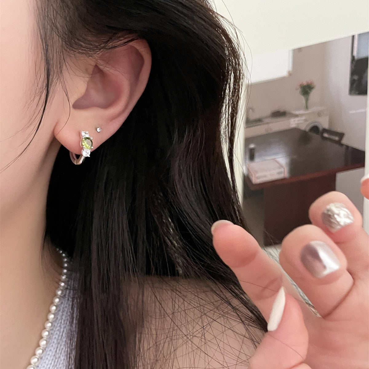 C廠-新中式通勤百搭橄欖綠鋯石耳環女輕奢高級感小清新銀針耳圈新耳飾「EH-3803」25.08-5