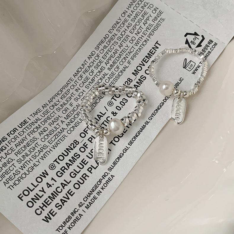 C廠-個性時尚優雅S925銀天然淡水珍珠幸運銀牌碎銀彈力繩戒指通體銀「JA93」25.04-1