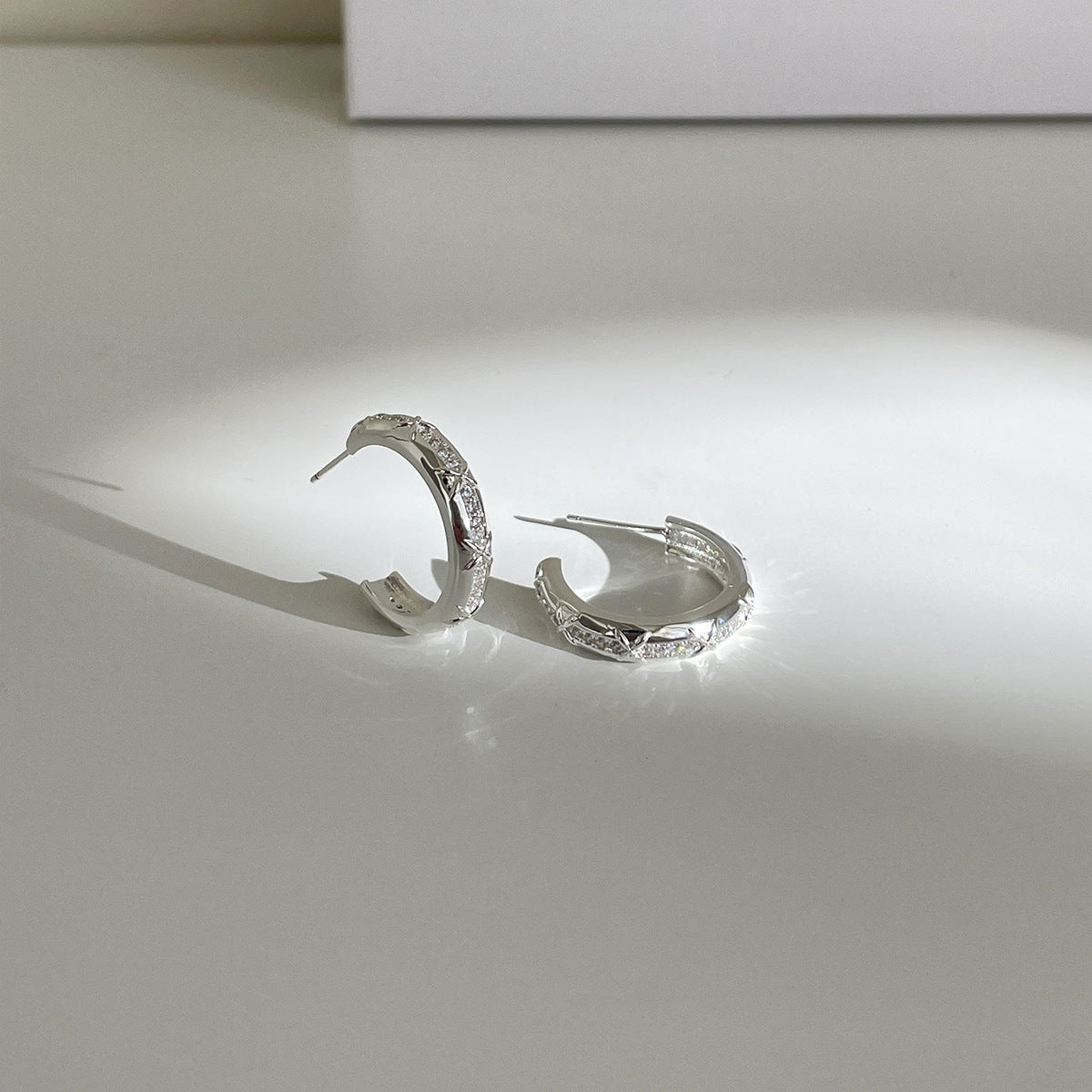 C廠-小眾輕奢高級感銀針耳圈女時尚度假風氣質耳環ins風獨特鋯石耳環「EH-4330」25.11-4