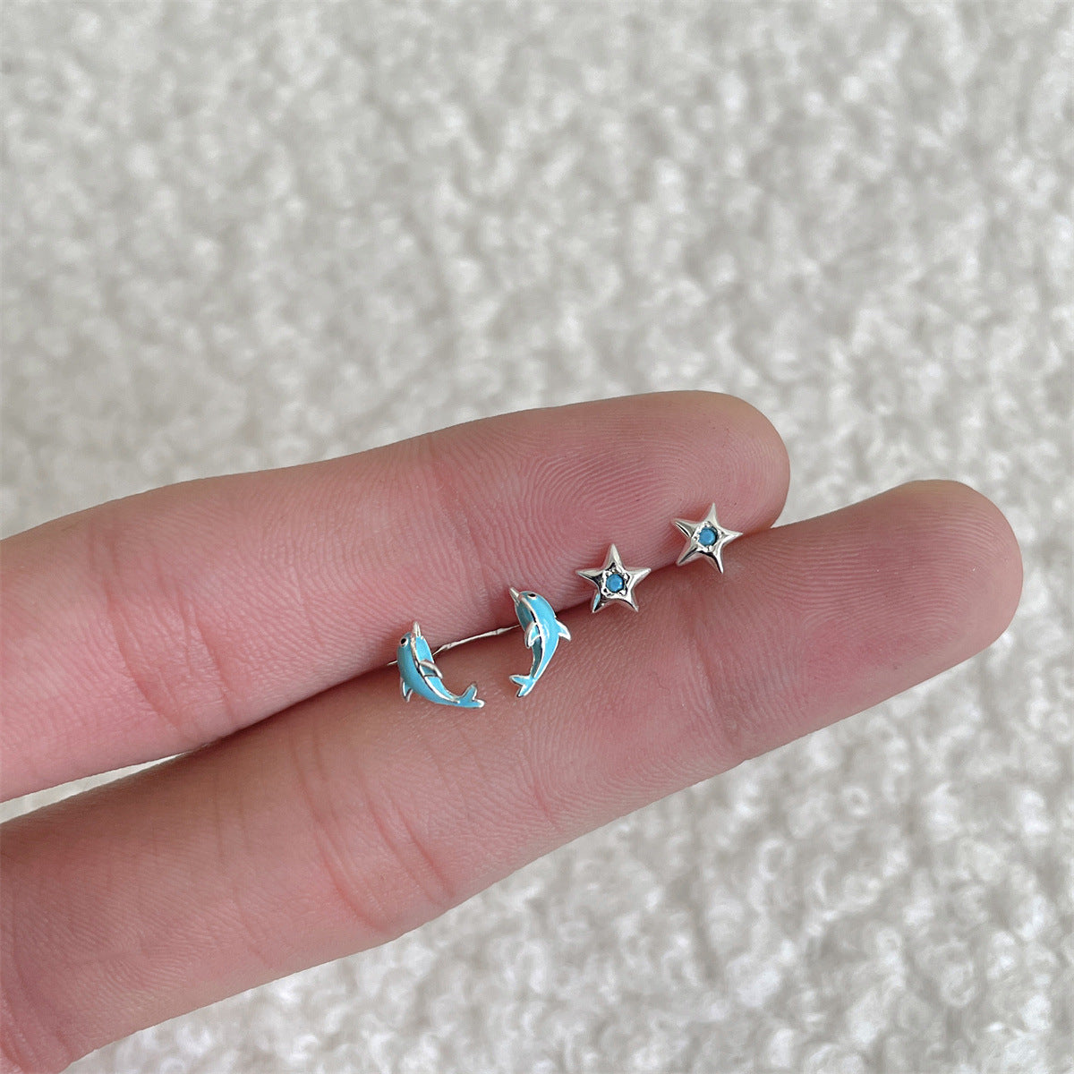 C廠-簡約可愛小鯨魚耳釘女韓系百搭夏天藍色星星銀針耳環高級感耳飾「EH-3545」25.05-5