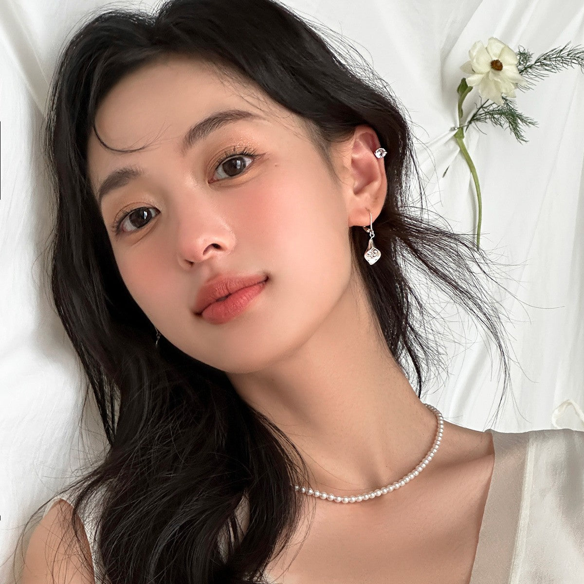 C廠-森系百搭馬蹄蓮花朵耳環女簡約韓版高級銀針耳圈精緻輕奢時髦耳飾「EH-3894」25.08-2