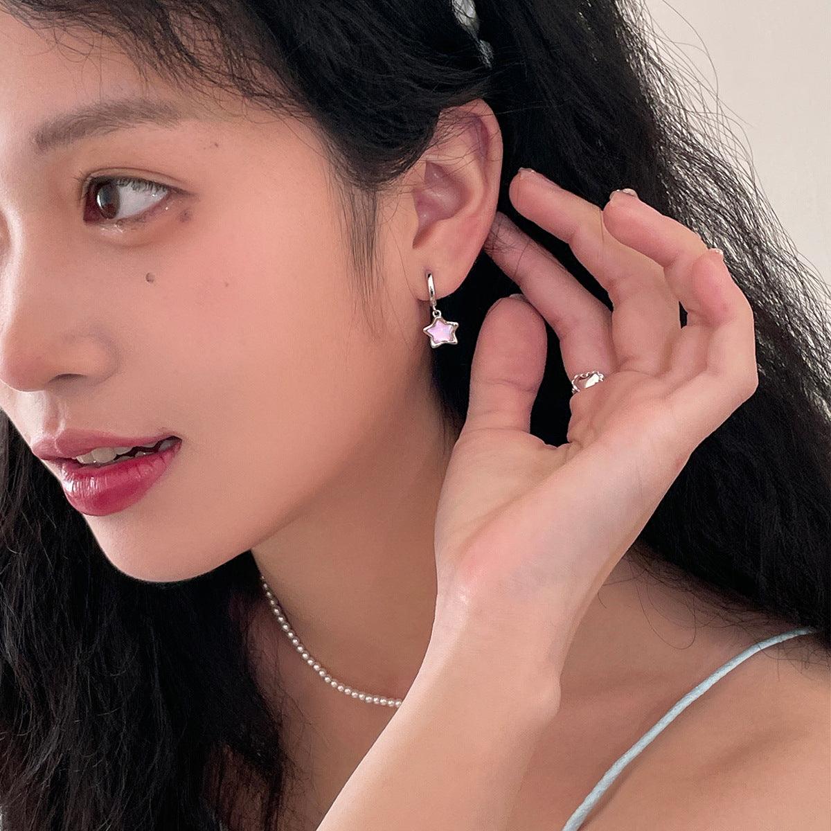 C廠-925銀針炫彩星星吊墜耳環女精緻百搭甜妹風耳圈小眾高級感耳飾「EH-2869」24.07-2