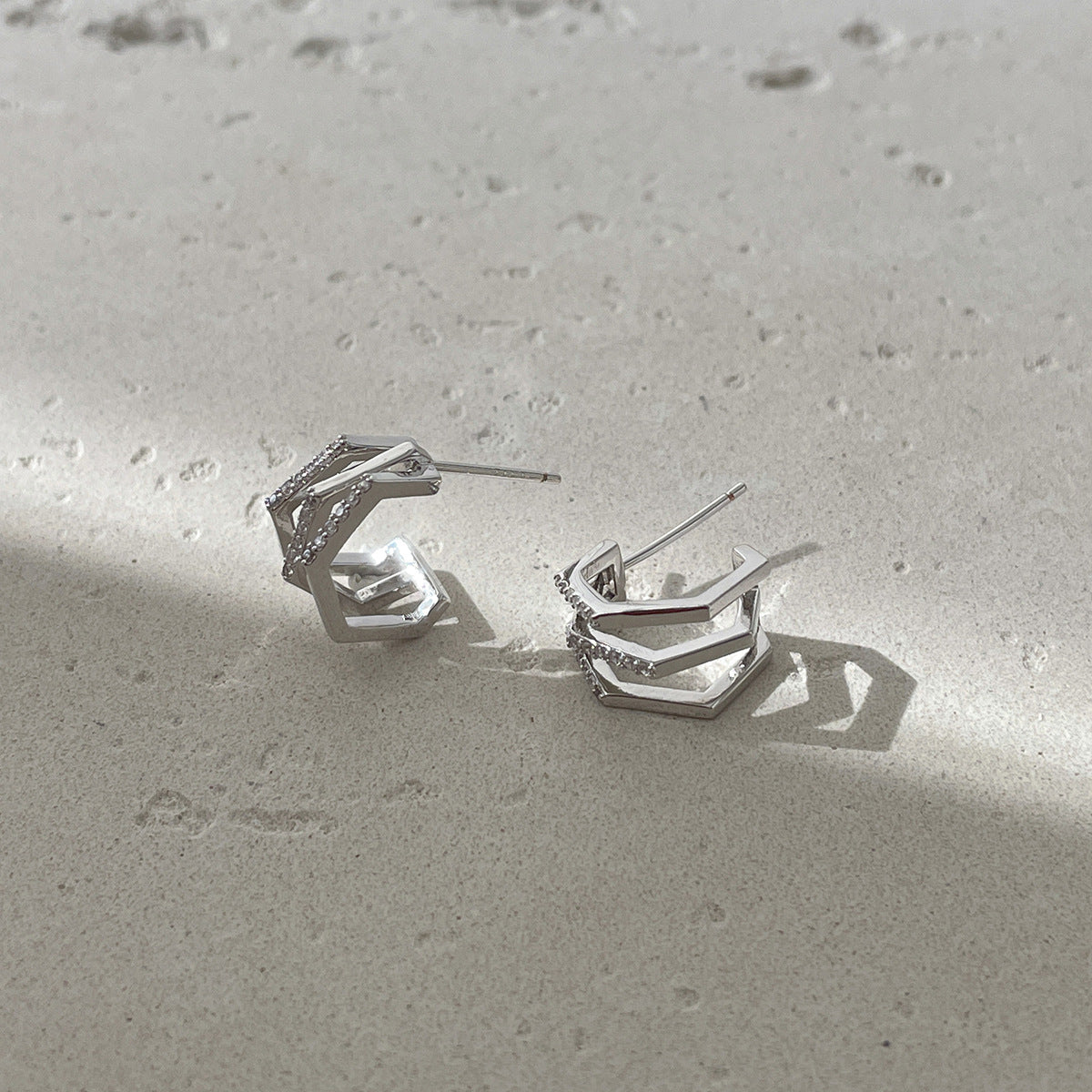 C廠-網紅個性疊戴風多層鋯石銀針耳耳釘女韓系時尚清冷ins無耳洞耳夾「EH-4292」25.12-3