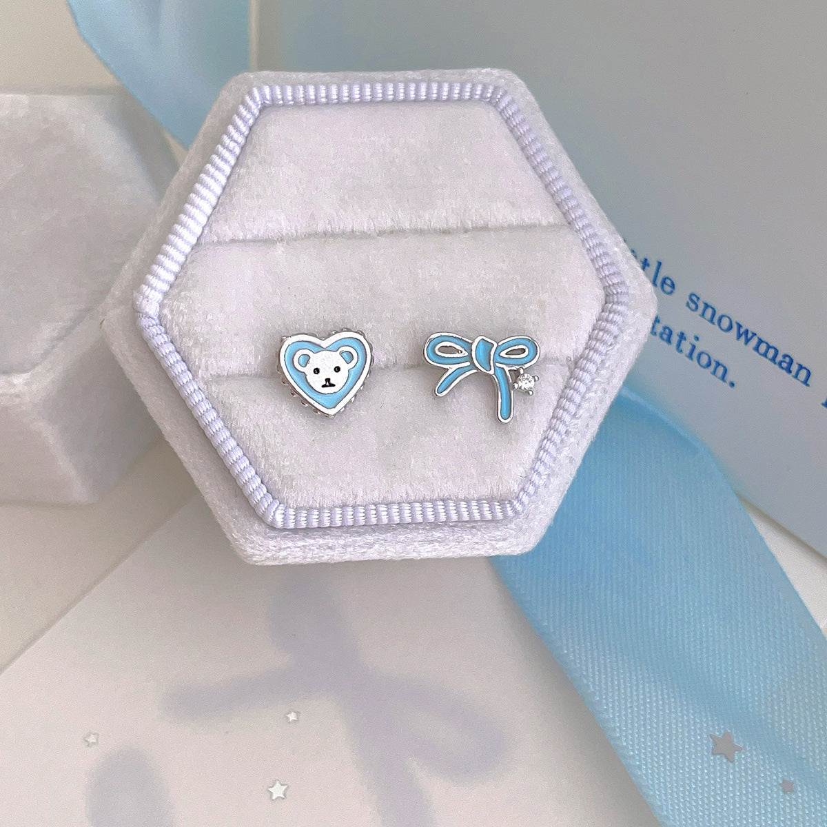 C廠-超可愛藍色愛心滴油小熊耳釘女甜美精緻少女蝴蝶結耳骨釘百搭耳飾「EH-4191」25.12-1