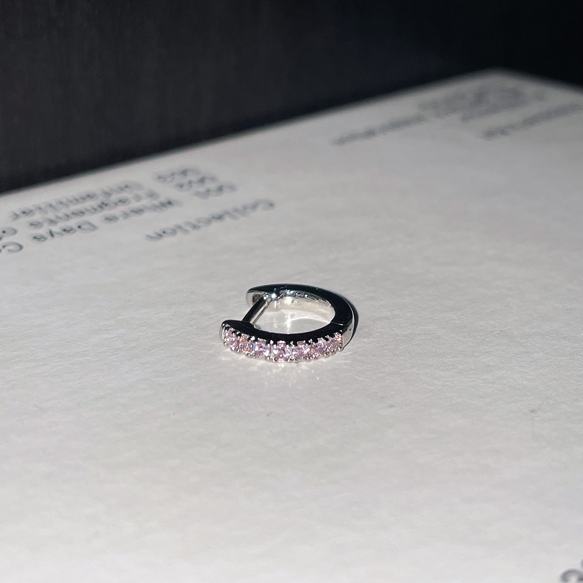 C廠-迷你精緻鈦鋼耳環女甜美多巴胺彩色鋯石耳骨圈小眾設計感高級耳飾「EH-4178」25.10-3