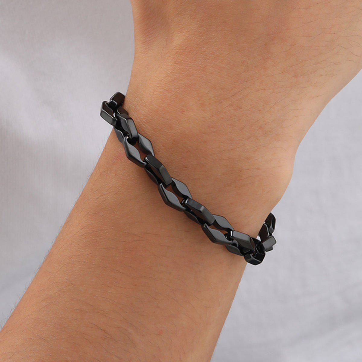 G廠-飾品嘻哈不鏽鋼嘴唇鏈手鍊男女通用日常街頭酷飾品「BR-1980」25.09-2