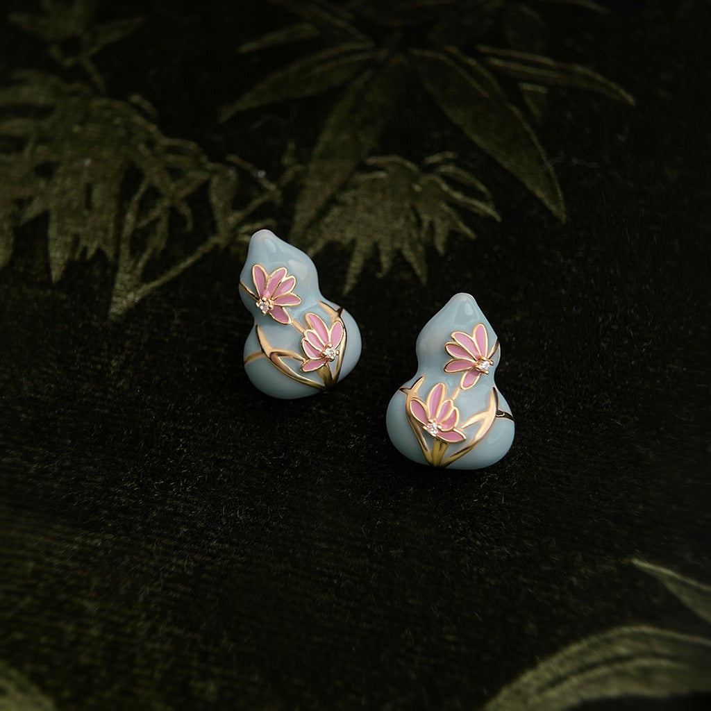 A廠-福祿~原創設計新中式琺瑯彩繪925銀針荷花葫蘆耳釘女耳飾「6722」25.09-2