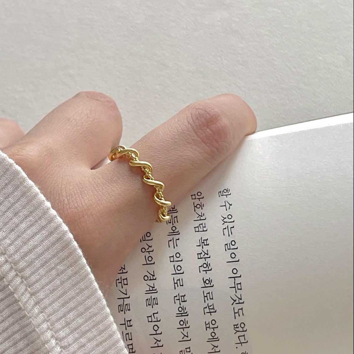 F廠-韓版韓版925純銀纏繞鋯石戒指簡約小紅書INS時尚開口戒「J2123」25.07-2