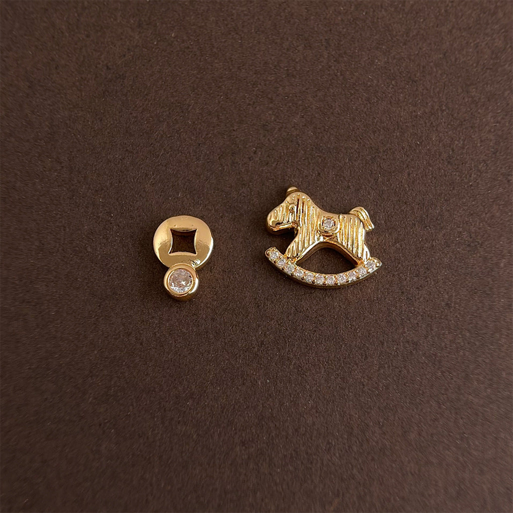 A廠-馬上有錢 微鑲鋯石不對稱925銀針鍍14K輕奢風耳飾工廠耳環「6513」25.08-2