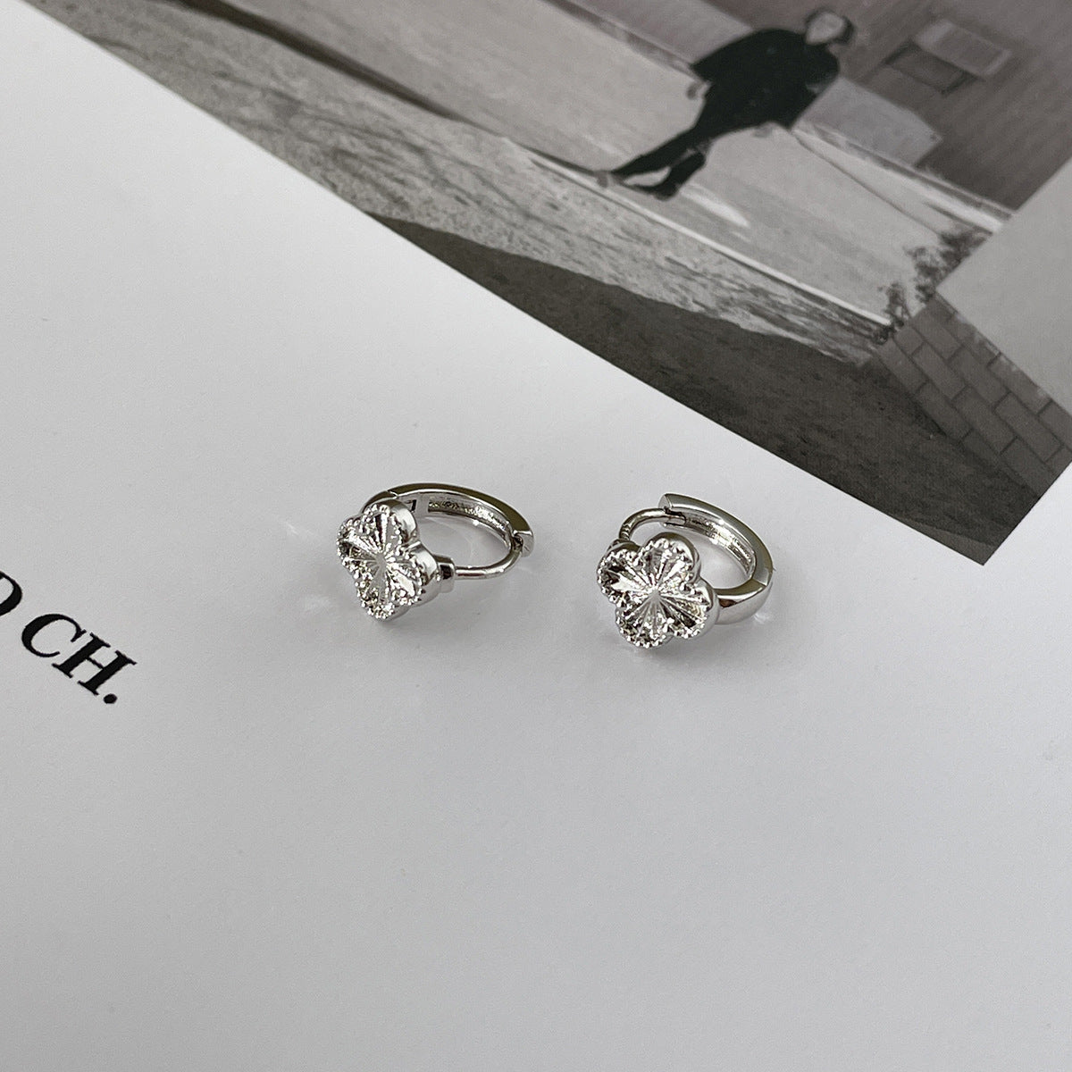 C廠-高級感顯氣質四葉草耳環女精緻百搭時尚耳環輕奢歐美熱銷秋冬耳飾「EH-4316」25.11-4