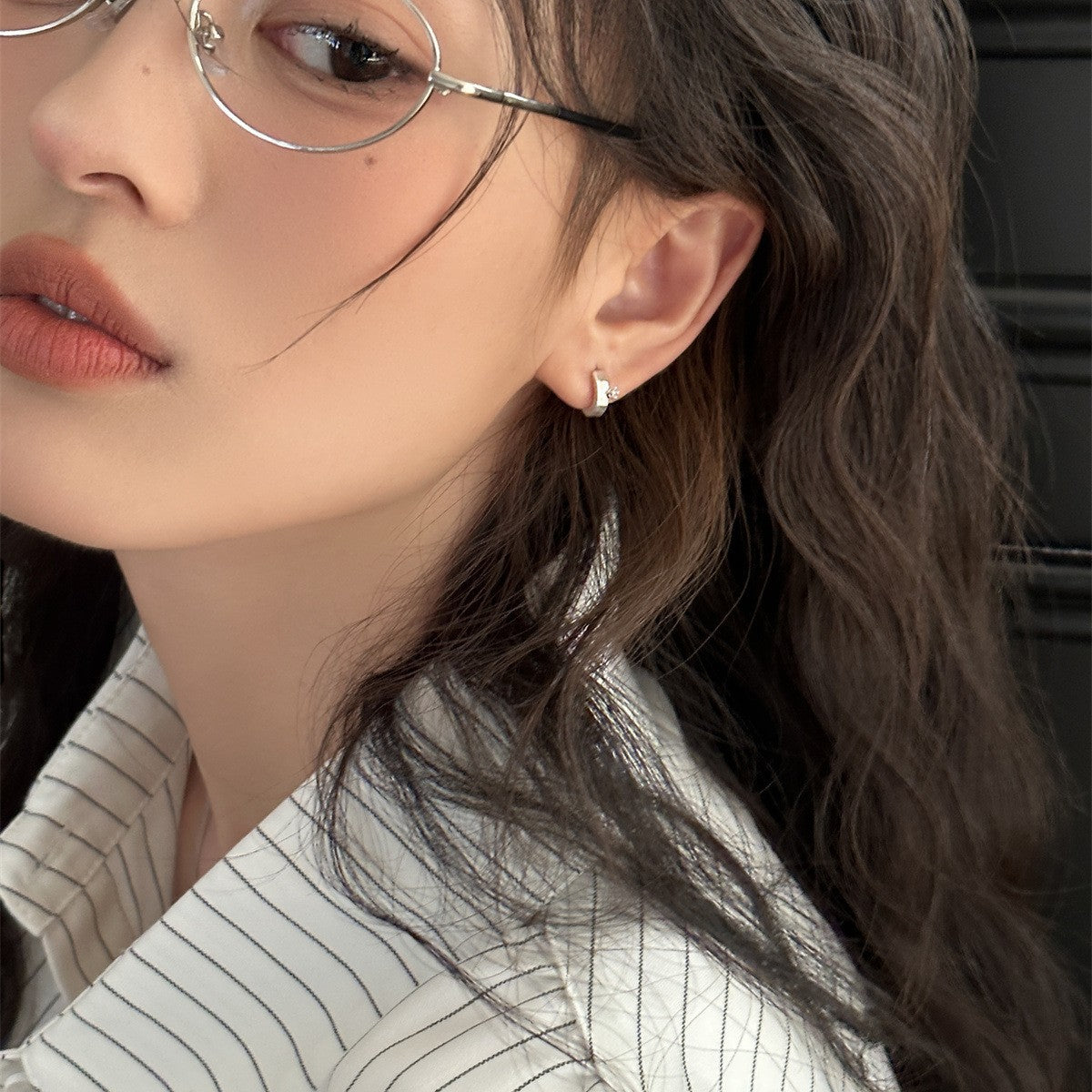 C廠-小巧百搭拉絲鋯石銀針耳釘女網紅ins百搭耳環輕奢高級感通勤耳飾「EH-4025」25.10-1
