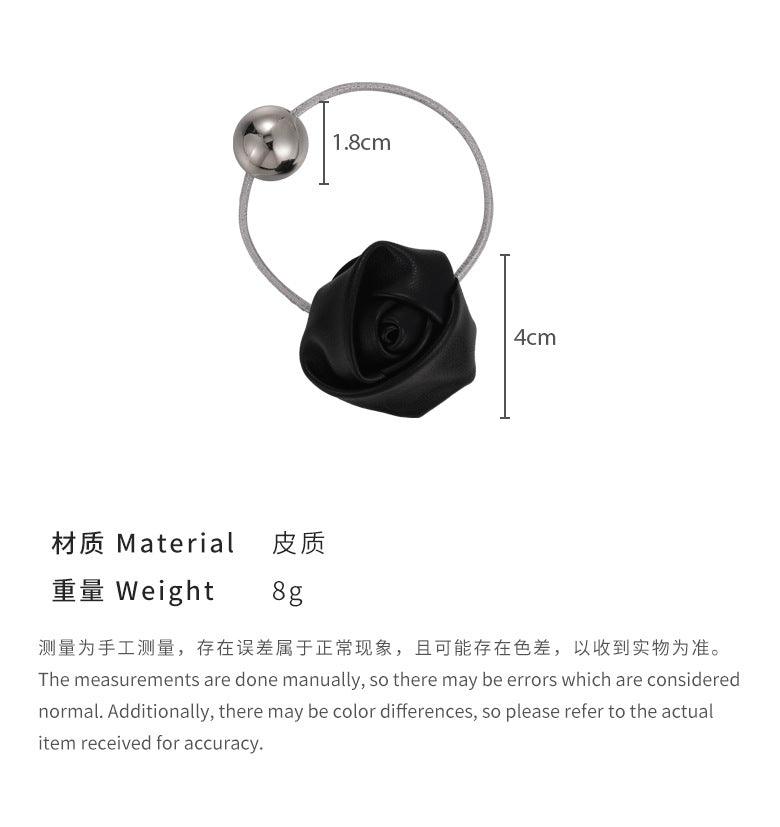 E廠-法式復古pu皮玫瑰花銀色球球髮圈高級感氣質手工立體花朵髮繩皮筋「25571」24.06-2