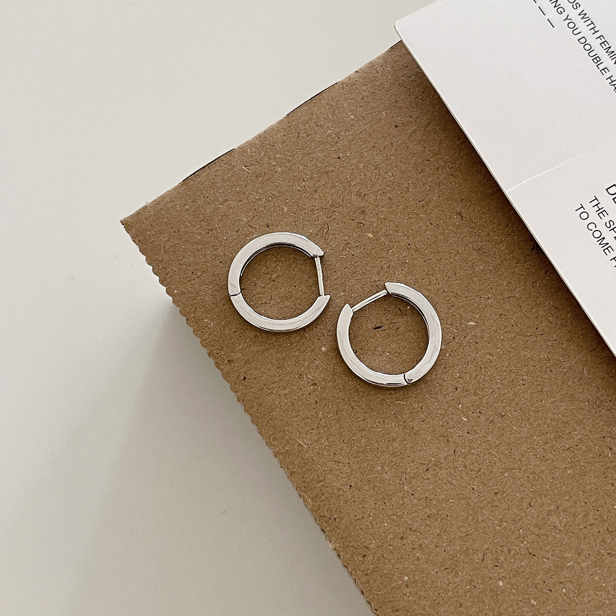 C廠-925銀針素圈直針耳環女秋冬時尚韓版高級感耳扣輕奢氣質百搭耳飾「EH-4169」25.12-1