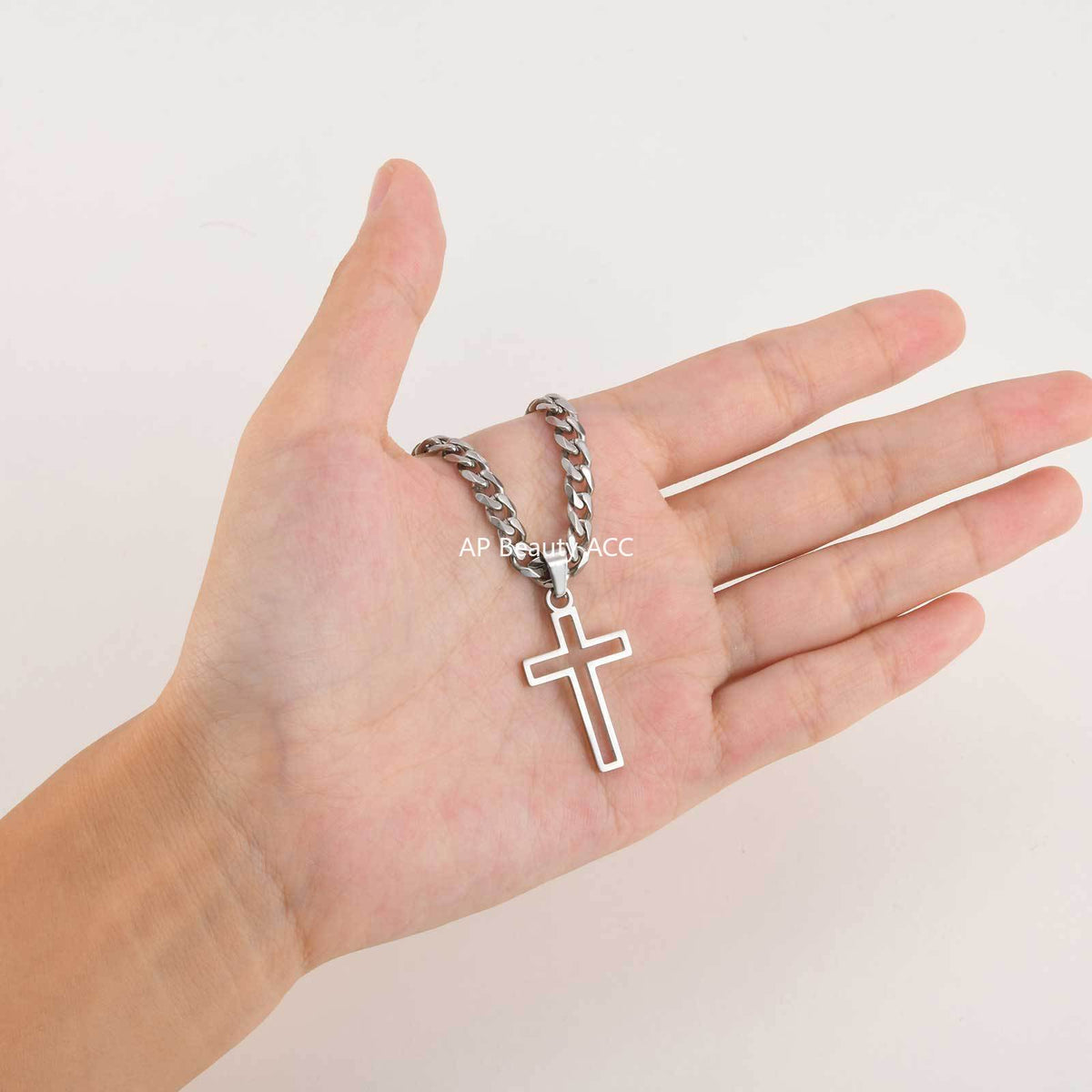 G廠-鈦鋼飾品 不鏽鋼鏤空十字架吊墜項鍊時尚復古高級感鎖骨鏈「PN-1531」25.11-1