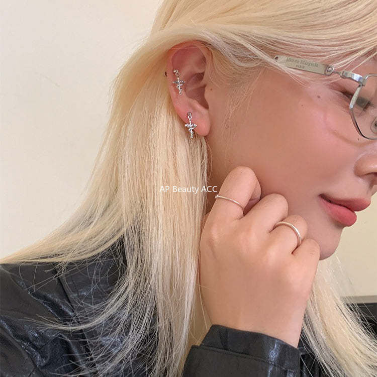 C廠-酷颯黑暗風纏繞小蛇十字架耳釘女輕奢高級感氣質鈦鋼耳骨釘新耳飾「EH-4346」25.12-3