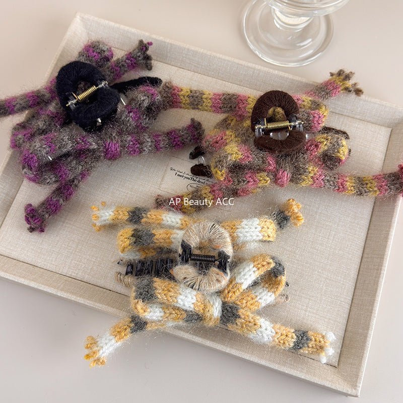 E廠-溫柔紫色毛線蝴蝶結抓夾2025新款秋冬毛絨髮夾後腦勺鯊魚夾高級感「26283」25.11-2