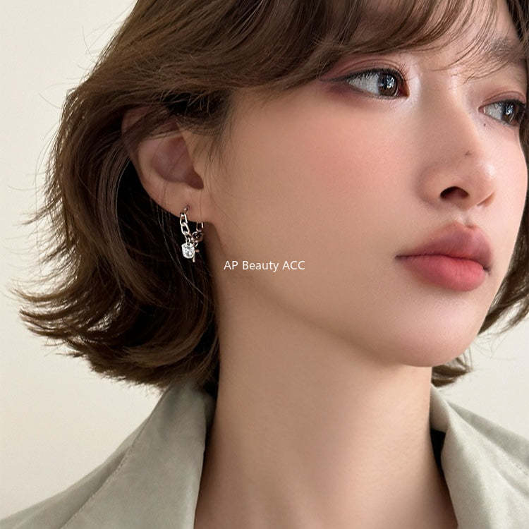 C廠-歐美設計感925銀針十字架吊墜耳環女冷淡風潮流酷颯耳扣秋冬耳飾「EH-4270」25.11-4