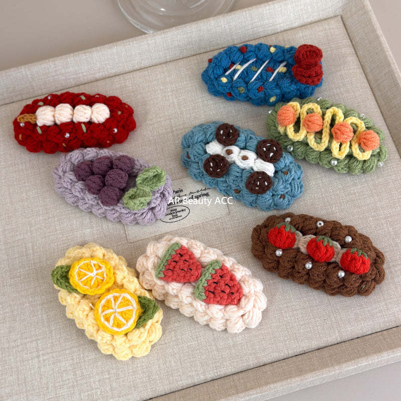 E廠-秋冬手工鈎針毛線水果髮夾女款2025新款前額bb夾側邊夾碎髮瀏海夾「27629」25.11-1