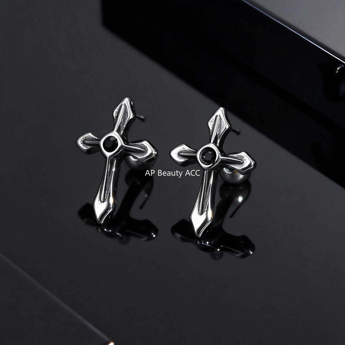 G廠-不鏽鋼復古風酷颯個性十字架耳釘年輕人日常穿搭耳環耳飾「ES-745」25.12-2