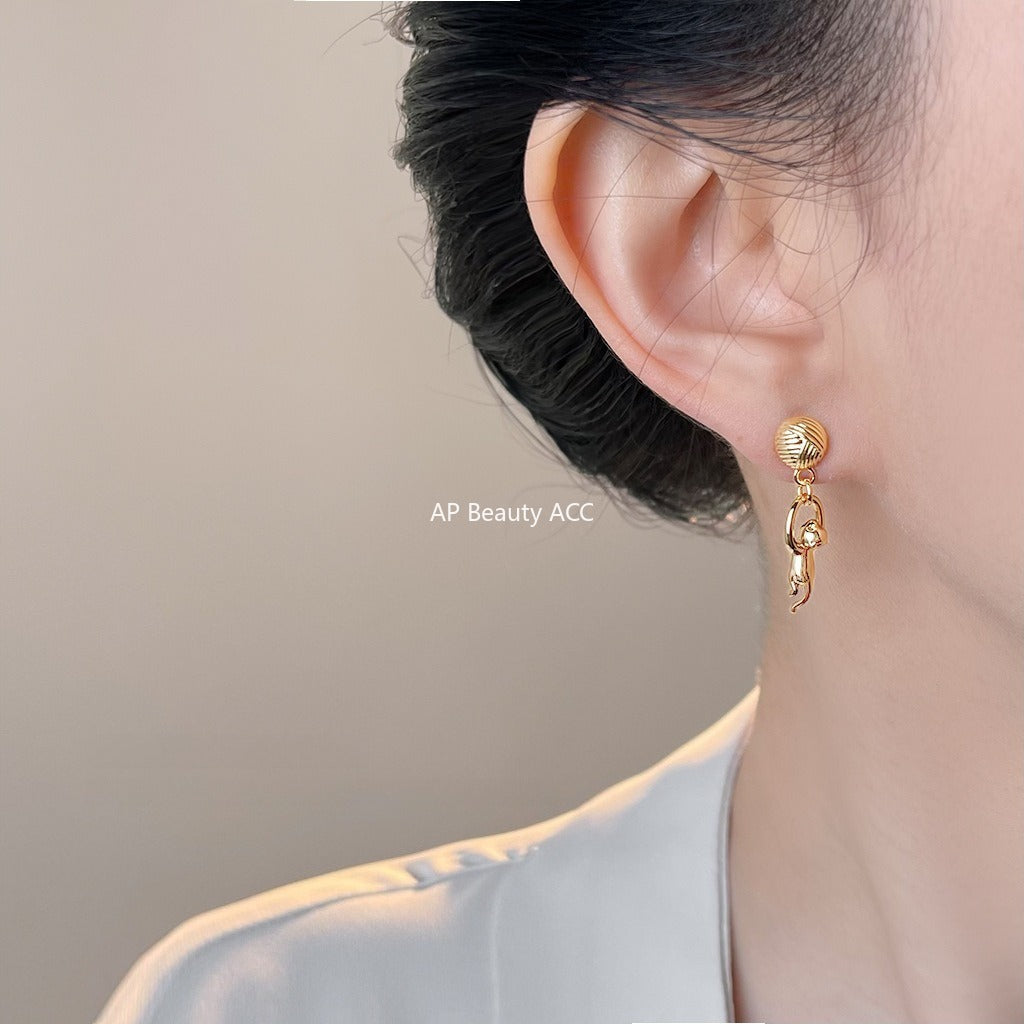 A廠-原創貓咪~925銀針時尚設計感簡約個性小眾新款動物耳飾工廠耳環女「7042」25.11-1