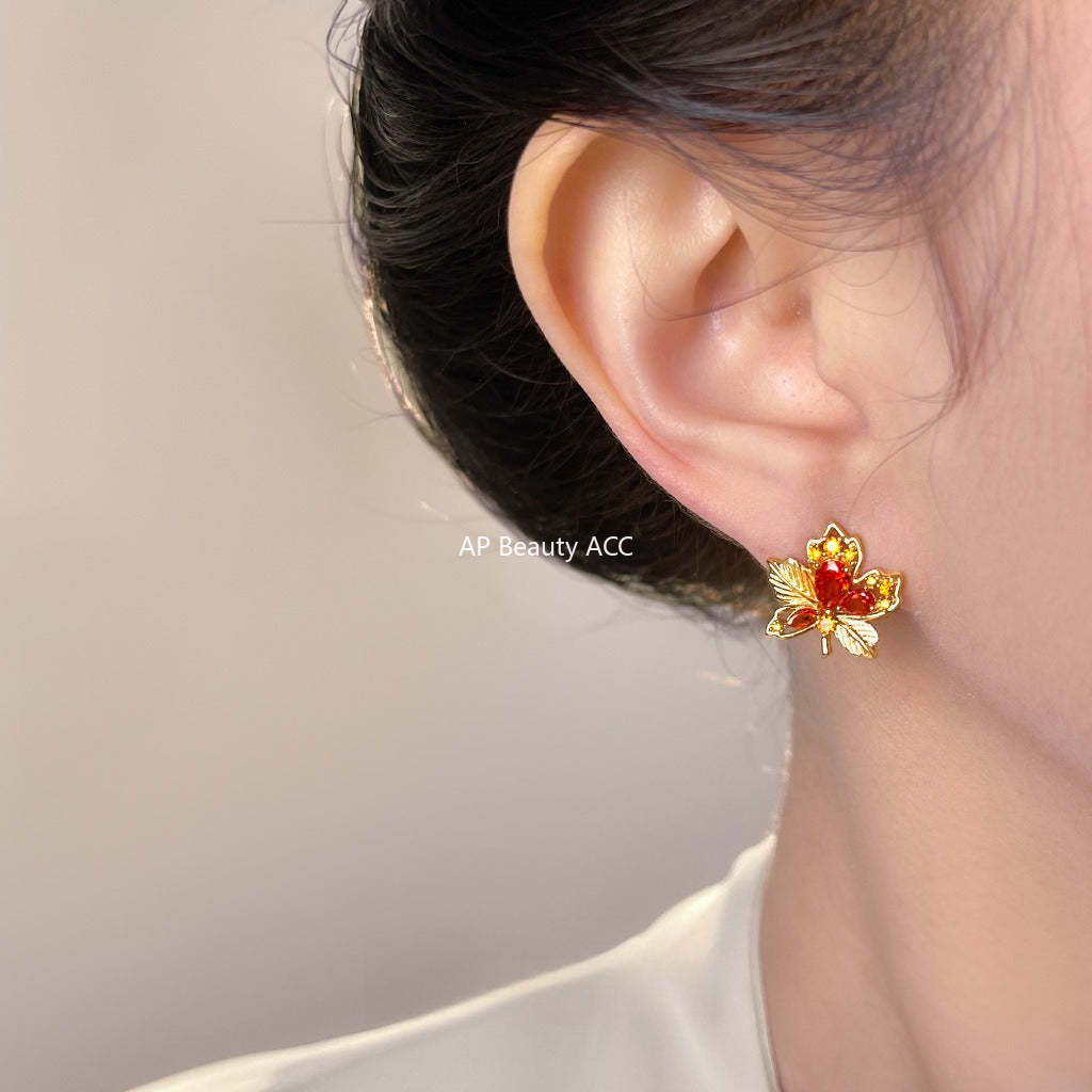 A廠-原創楓葉鑲嵌鋯石時尚通勤高級感輕奢風新款個性創意小眾耳環耳飾「7086」25.11-4