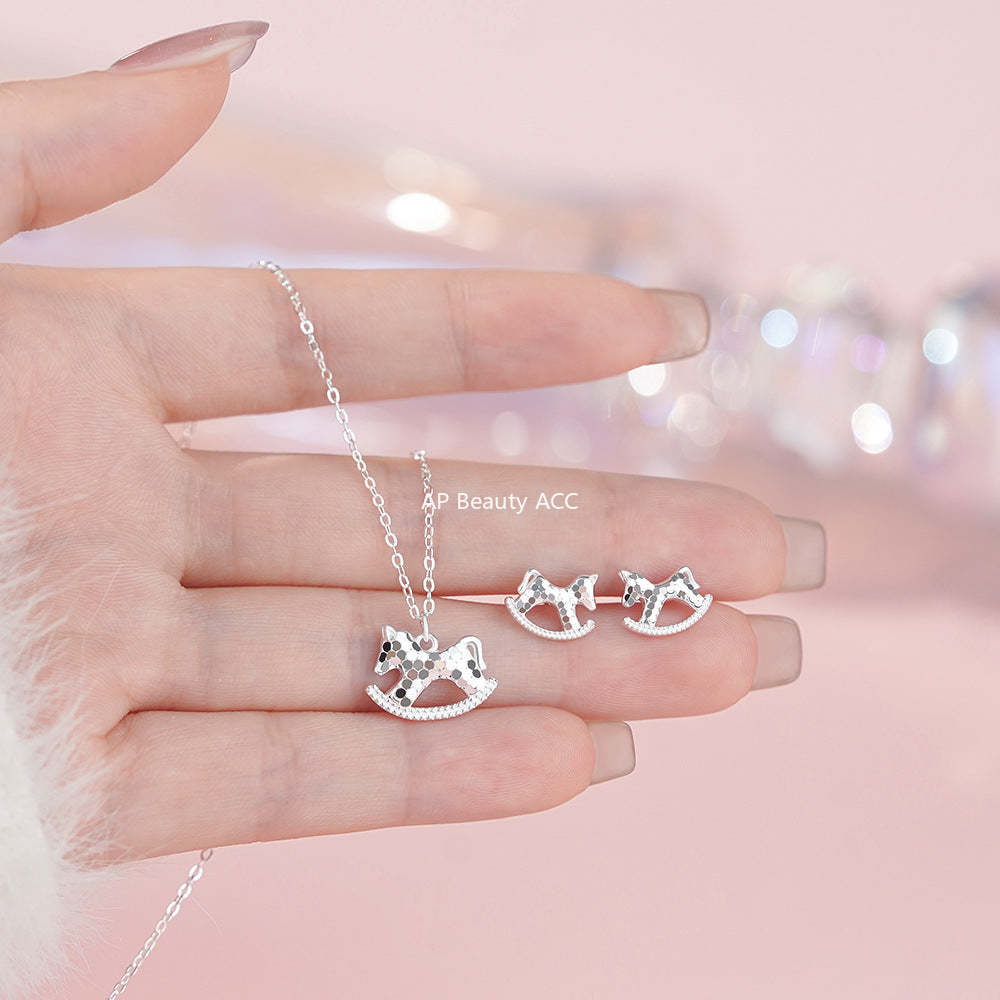 D廠-足銀S999搖搖木馬項鍊生肖馬耳釘碎冰冰新中式個性創意首飾「YC1327N_1 YC3225E_2」25.11-4