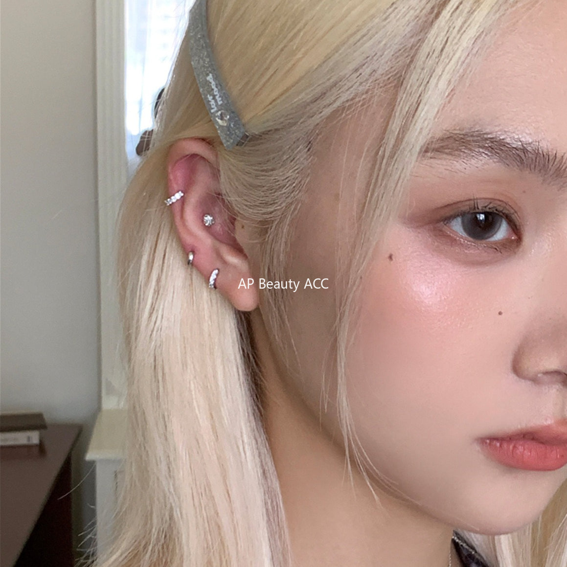 C廠-極簡冷淡風鋯石耳環女輕奢高級感mini純銀耳圈精緻時尚氣質耳扣「EH-4209」25.10-3