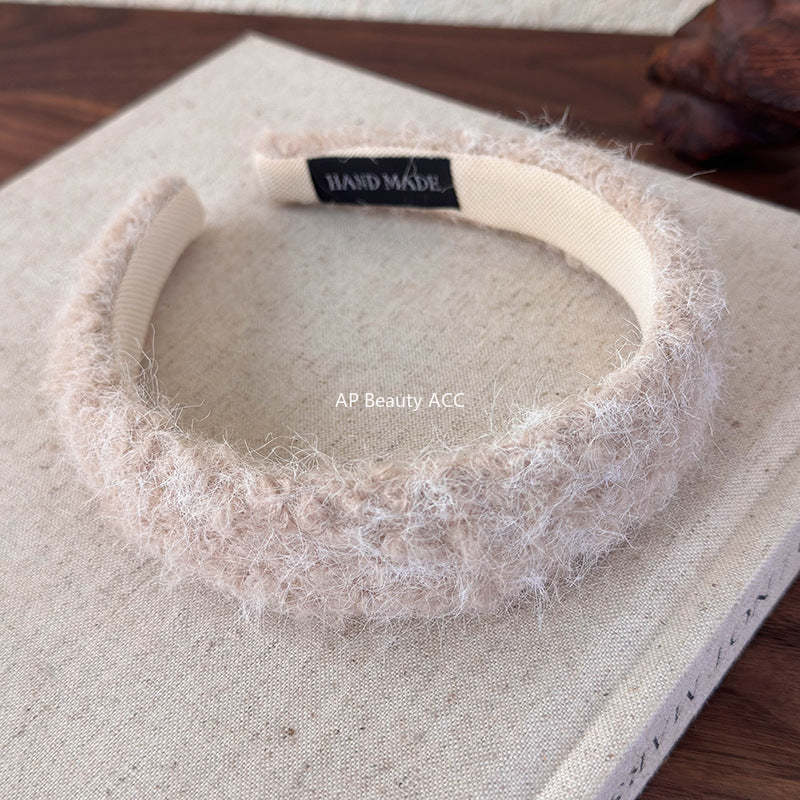 E廠-外出百搭毛絨髮箍女高級感洋氣時尚頭箍2025新款洗臉髮卡秋冬頭飾「26149」25.12-1