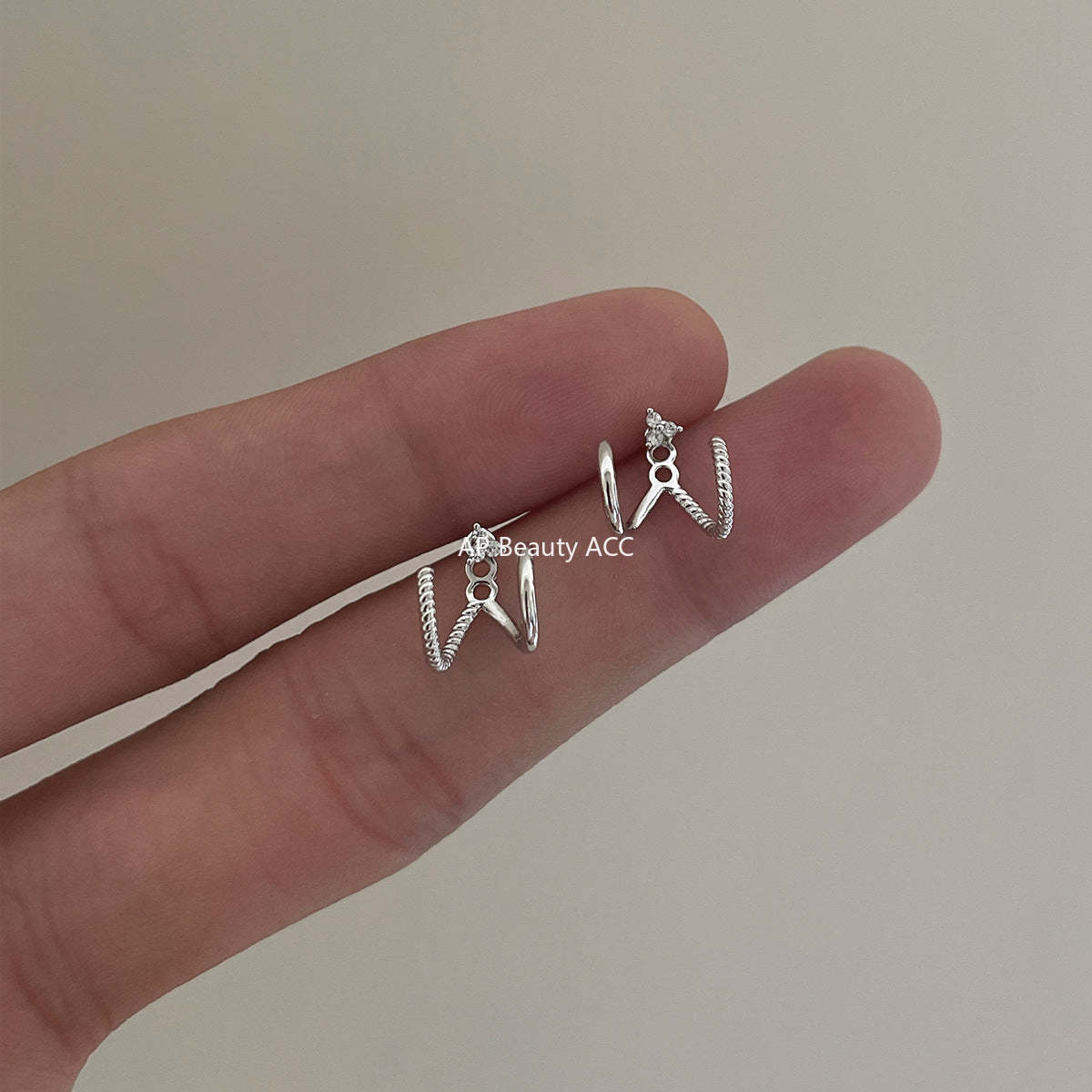 C廠-簡約日常幾何三角鋯石耳釘女韓版氣質冷淡風銀針耳環精緻高級耳飾「EH-4289」25.12-1