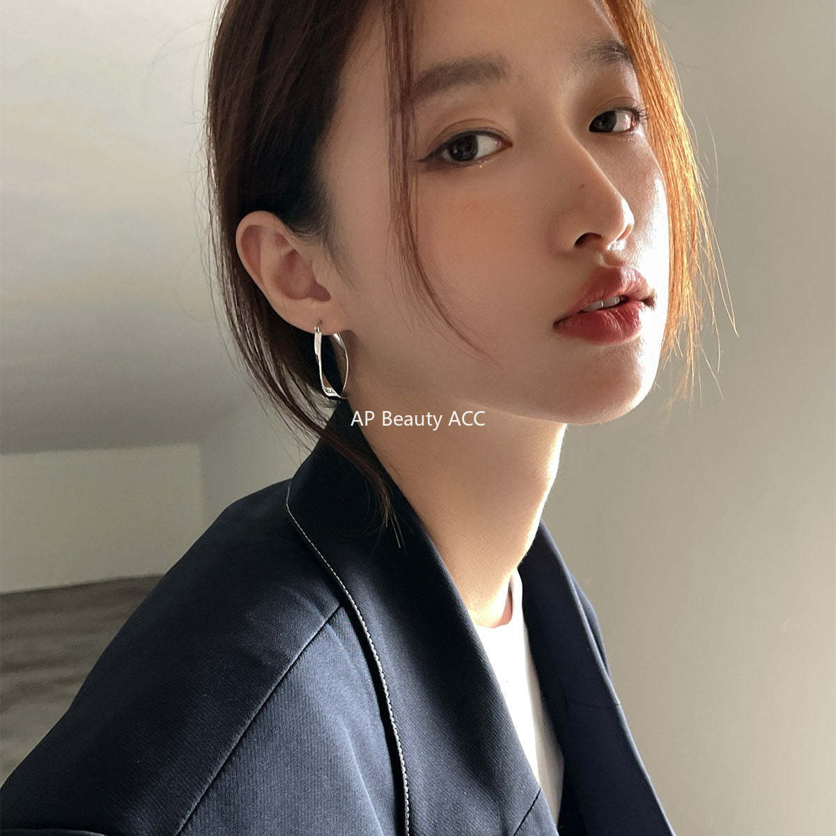 C廠-冷淡風金屬風格素圈耳夾女小眾設計感高級莫比烏斯無耳洞耳骨夾「EJ-55」25.12-1