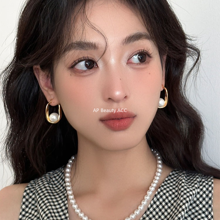 C廠-簡約復古百搭氣質珍珠耳環女時尚高級感秋冬耳扣輕奢精緻港風耳飾「EH-4131」25.11-2