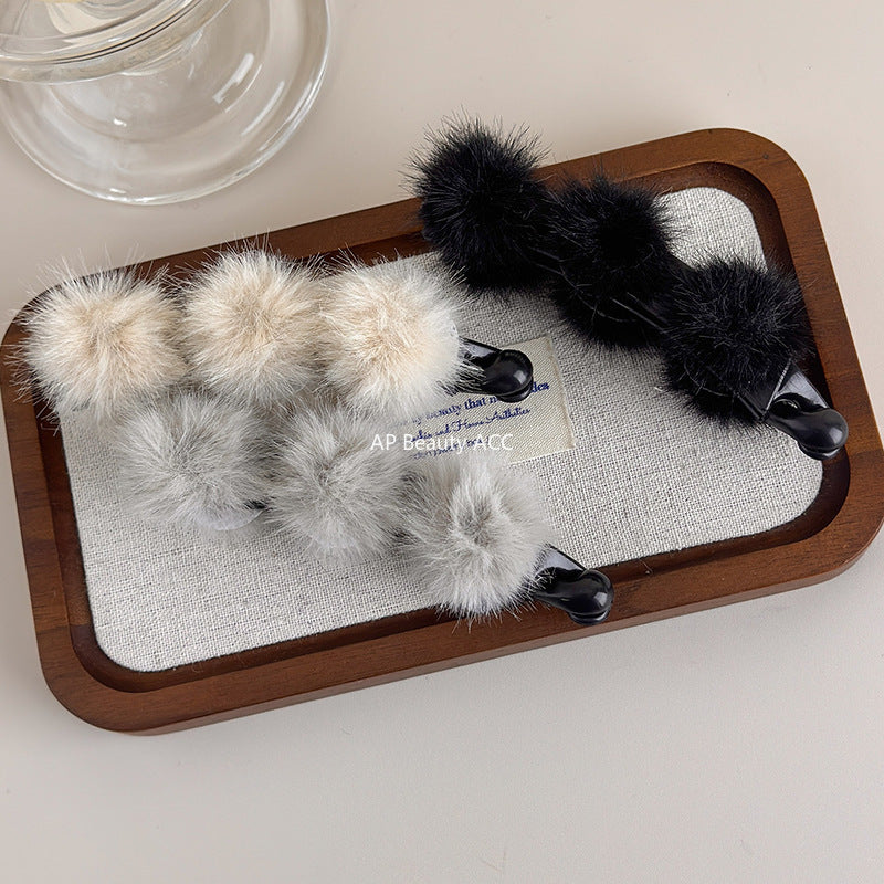 E廠-秋冬毛茸茸髮夾毛絨高馬尾抓夾後腦勺鯊魚夾子香蕉竪夾髮卡女頭飾「27660」25.11-2