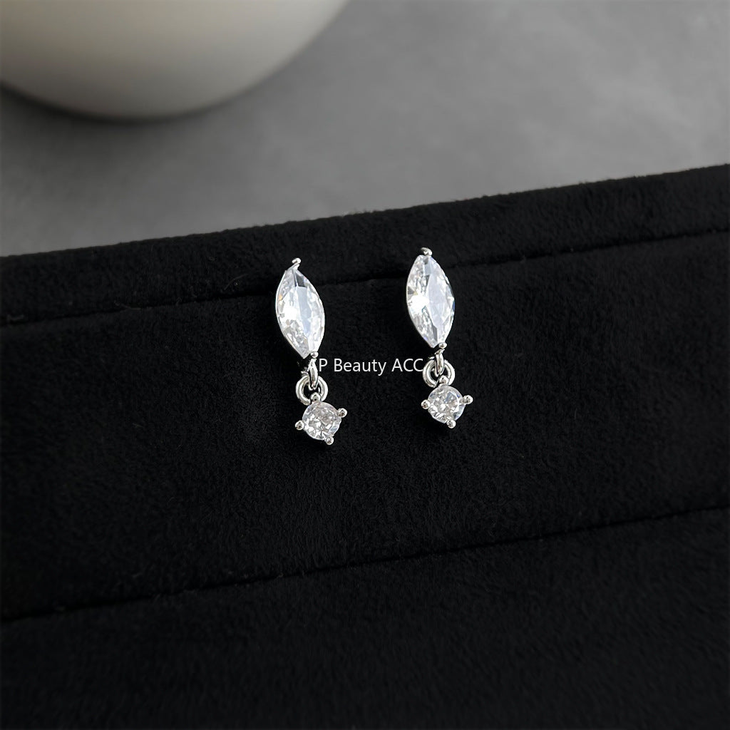 A廠-時尚高級感925銀針鑲嵌鋯石馬眼形狀簡約通勤水滴新款耳飾女耳釘「7063」25.11-2