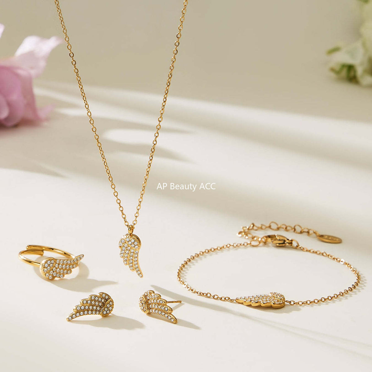 B廠-超閃5A鋯石小翅膀造型手鍊項鍊耳環戒指套裝不鏽鋼鍍18k金「TXP486」25.11-4