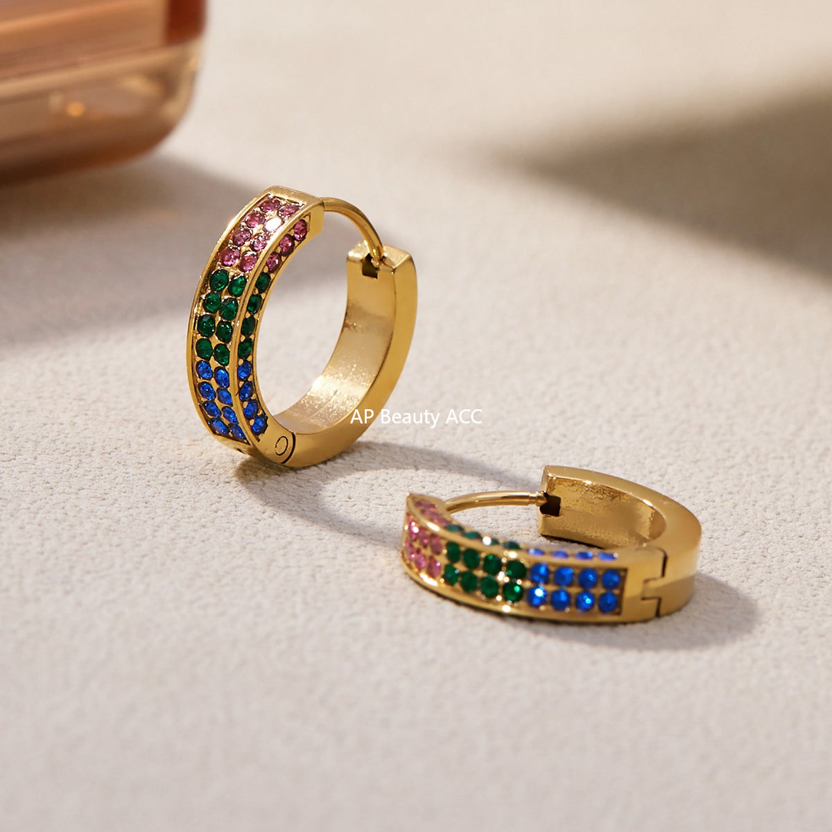 B廠-ins風高質量彩色5A鋯石圓圈卡扣耳環不鏽鋼鍍18k真金耳飾女「F930」25.11-2