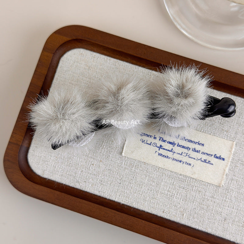 E廠-秋冬毛茸茸髮夾毛絨高馬尾抓夾後腦勺鯊魚夾子香蕉竪夾髮卡女頭飾「27660」25.11-2