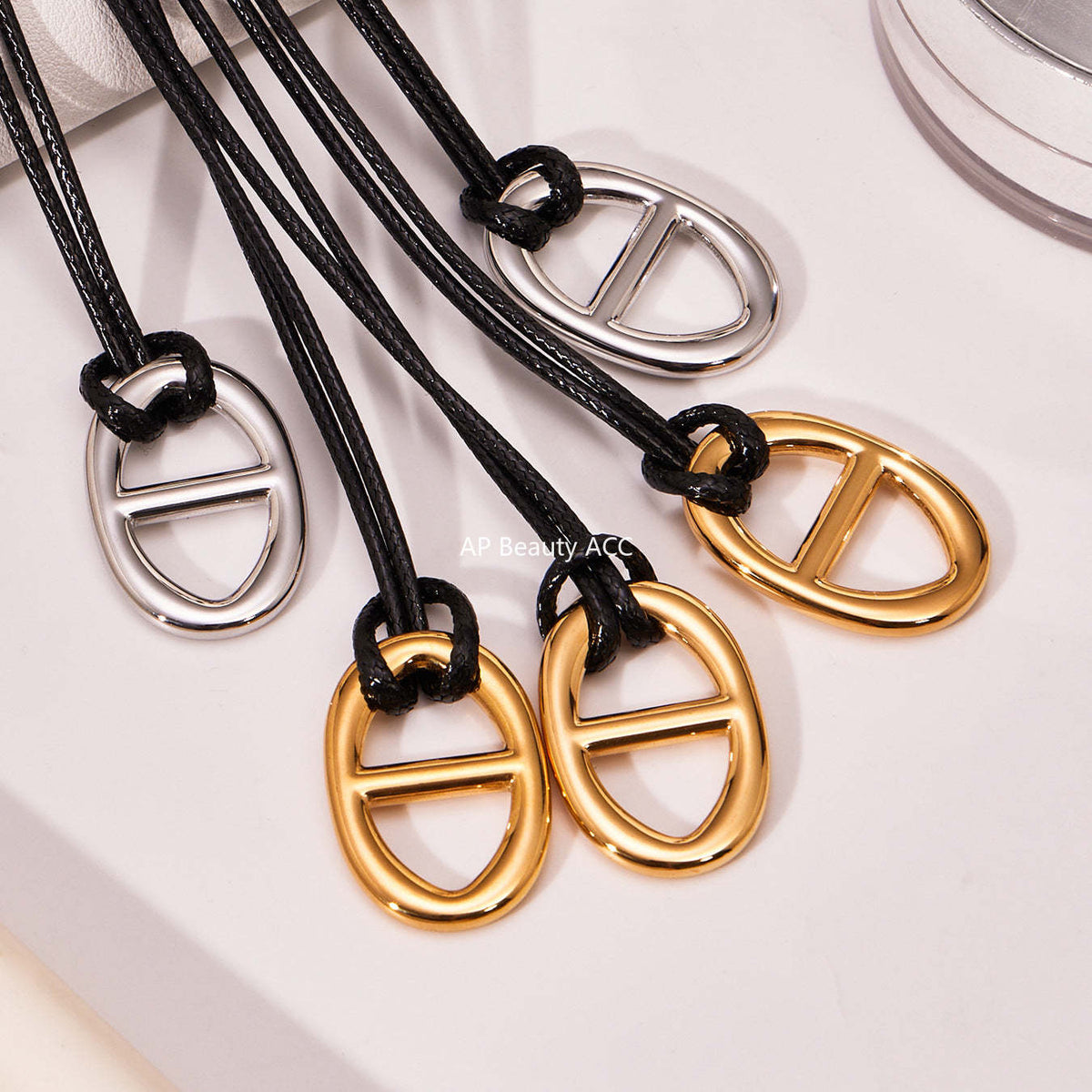 B廠-跨境新款不鏽鋼豬鼻子吊墜長款皮繩項鍊疊戴個性百搭毛衣鏈「P1701」25.11-3