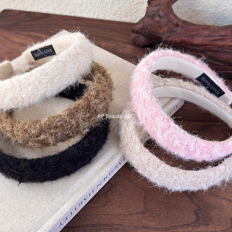 E廠-外出百搭毛絨髮箍女高級感洋氣時尚頭箍2025新款洗臉髮卡秋冬頭飾「26149」25.12-1