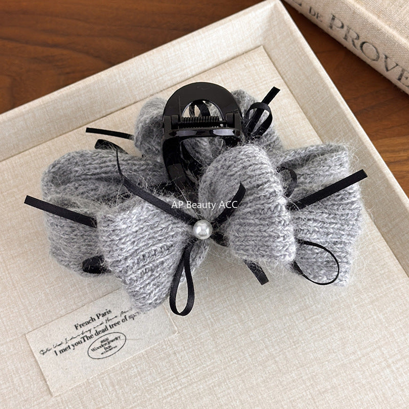E廠-秋冬氛圍感韓系兔毛毛線珍珠絲帶蝴蝶結抓夾後腦勺髮夾精緻鯊魚夾「27667」25.11-2